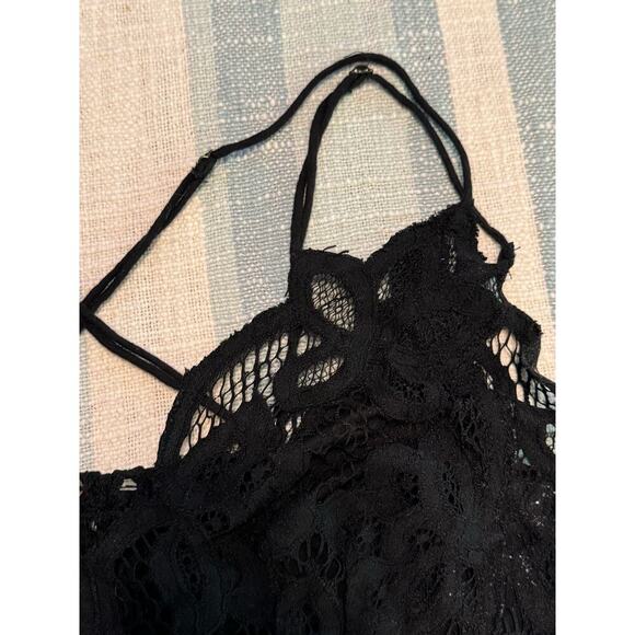 Black free people bralette size xs/small PTP: 12”-14.24” - Picture 3 of 5